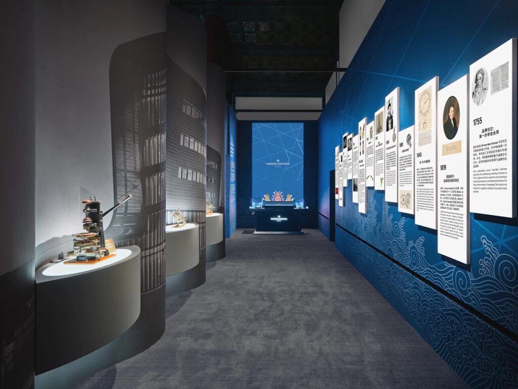 1819年，江诗丹顿座右铭“悉力以赴，精益求精”诞生