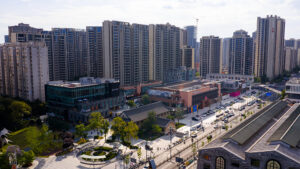 位于成华区二八板块的The Gate量子介，近日以「发酵一会er·locoloco market发酵节」——二仙桥首届发酵市集，呈现这片区域的全新面貌。