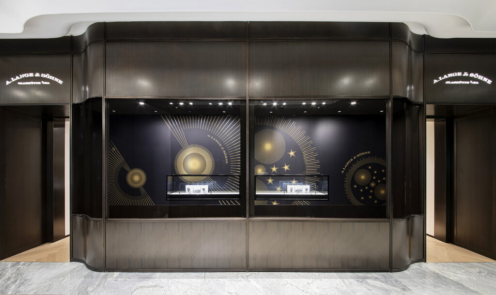 朗格成都SKP专卖店设有销售区、产品陈列区,汇聚品牌各腕表系列