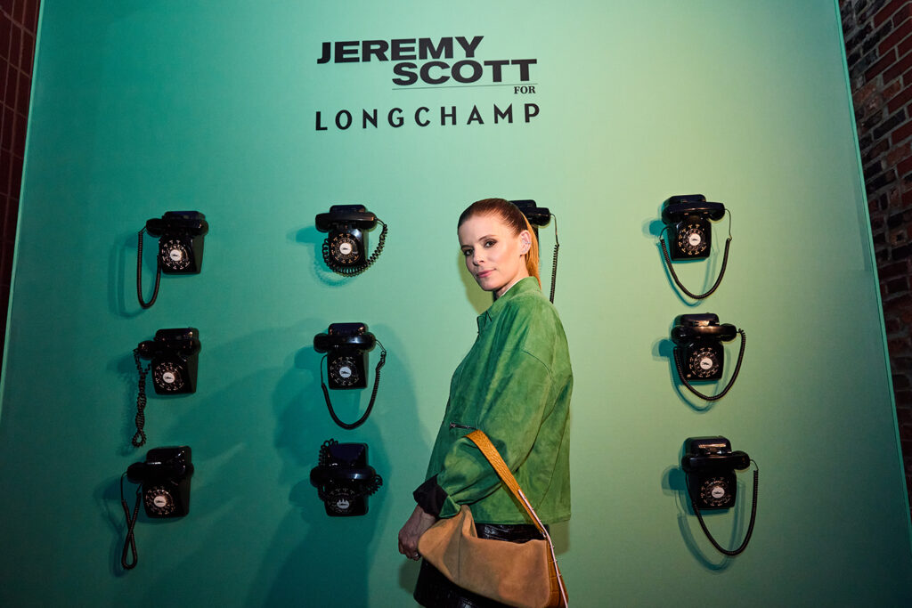 2026年5月26日至31日，法国奢侈品牌 Longchamp「珑骧」亮相由 Comité Colbert 在纽约 The Shed 艺术中心重磅呈现的“Hidden Treasure“回顾展。