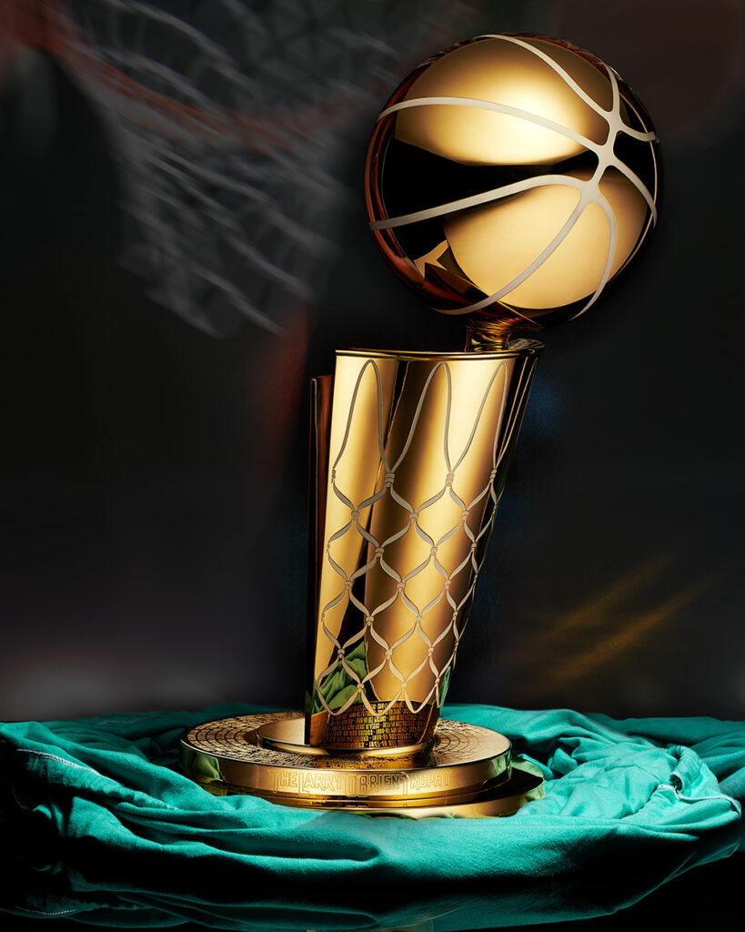 蒂芙尼为NBA打造的拉里·奥布莱恩奖杯