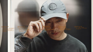 Stone Island 2026秋冬系列:许昕上身演绎“土壤”美学,当乒乓球世界冠军成为机能实验的一部分