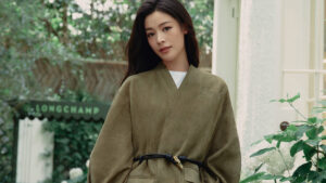 Longchamp官宣陈丽君出任品牌形象大使:一位越剧演员的“松弛感”,恰好回应了法式品牌对“真实”的期待