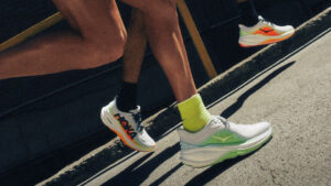 HOKA CLIFTON PRO正式发布：一双让Clifton“变快”的跑鞋，为10K进阶而生