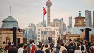 瑞士斯沃琪推出和平饭店艺术中心15周年特别系列：六位中国艺术家，六种驻留记忆